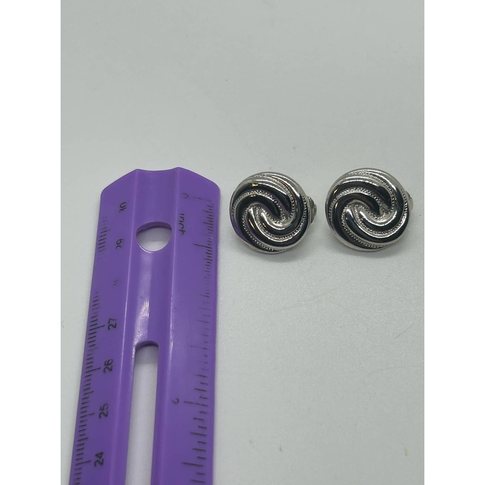 Vintage Sarah Coventry Signed Silver Tone Round Swirl Clip On Earrings Marked - Picture 4 of 5